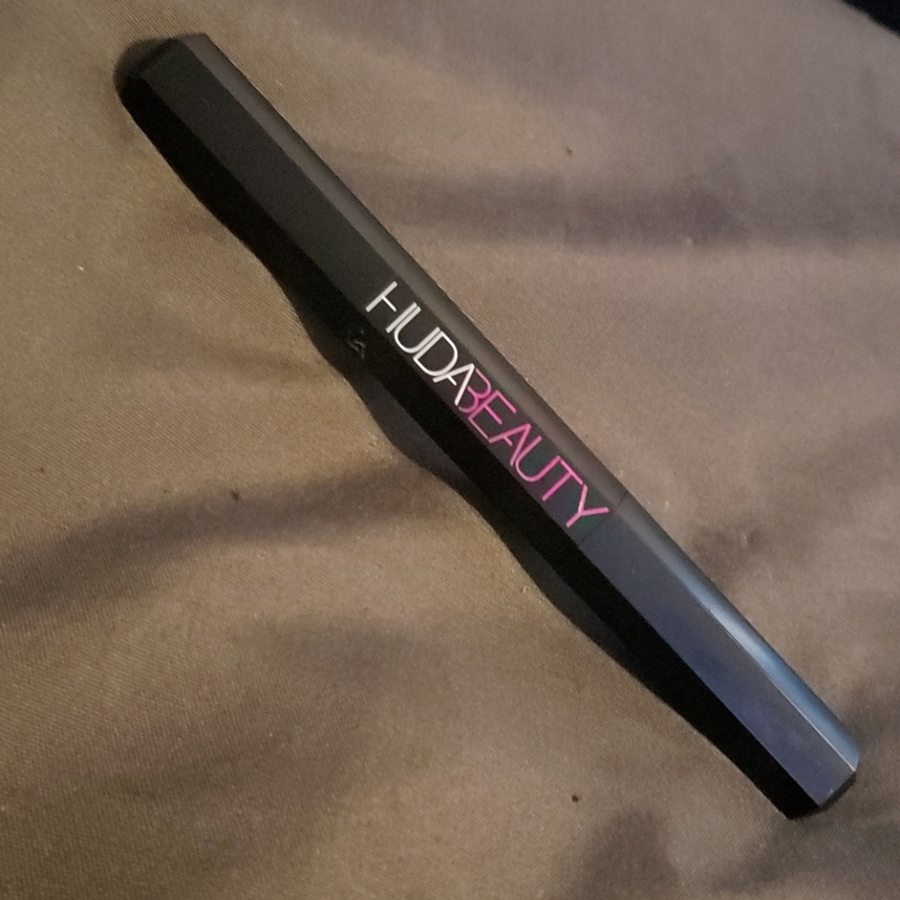 Human beauty life liner liquid/pencil very black